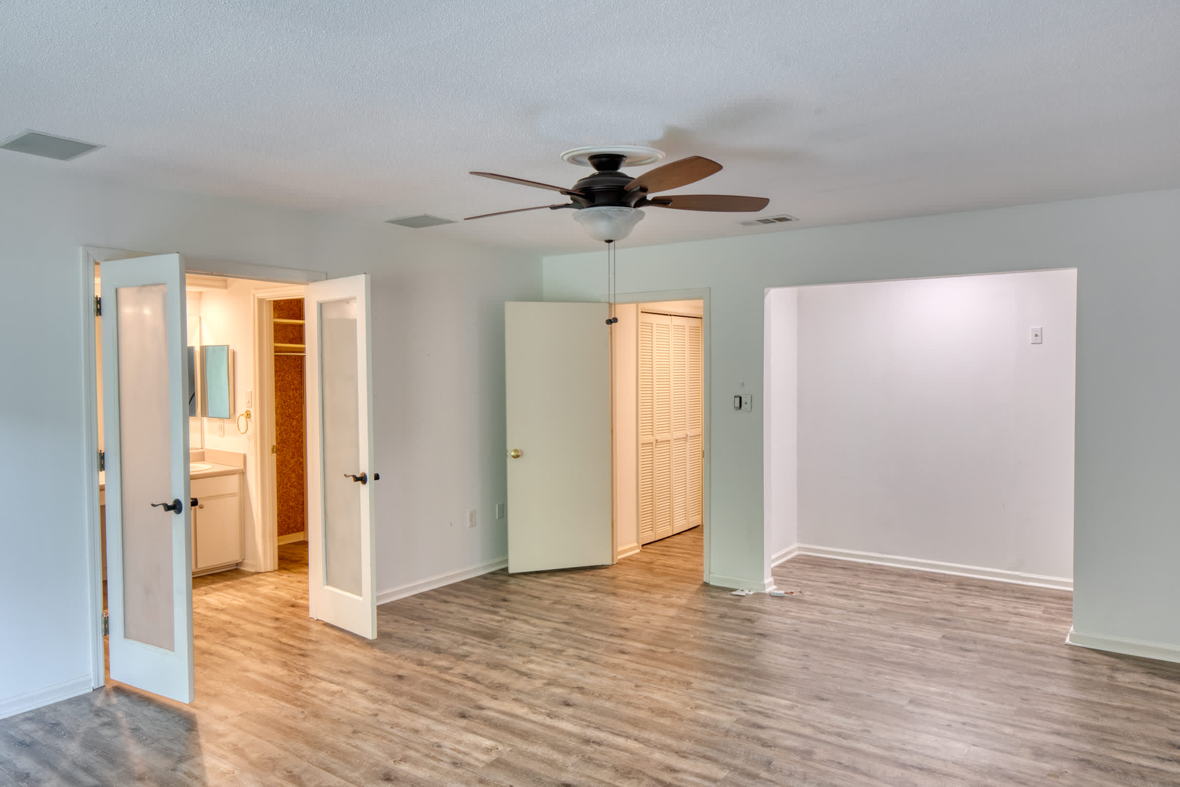 19 Romerly Road – photo 5