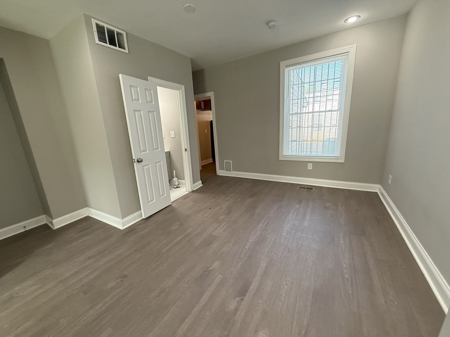 Fully Renovated 2BR Home w/ Fenced Yard & Bonus Storage – Near Patterson Park! – photo 4