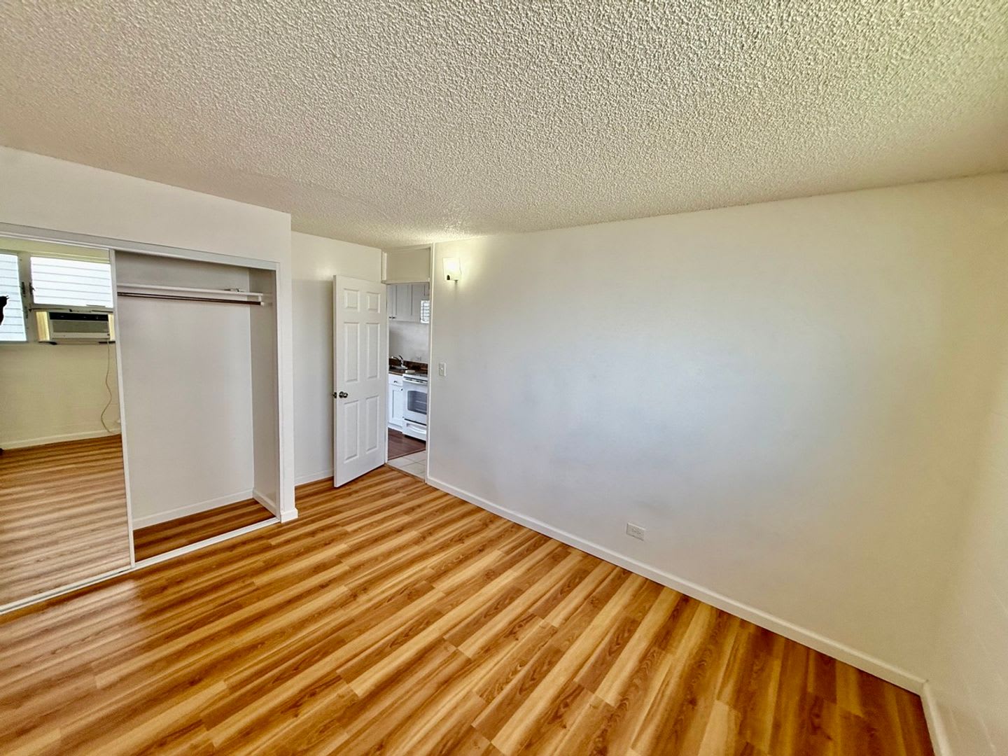 Parkside Terrace/1 BR/1 BA – photo 2