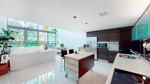 6000 Collins Avenue – photo 3