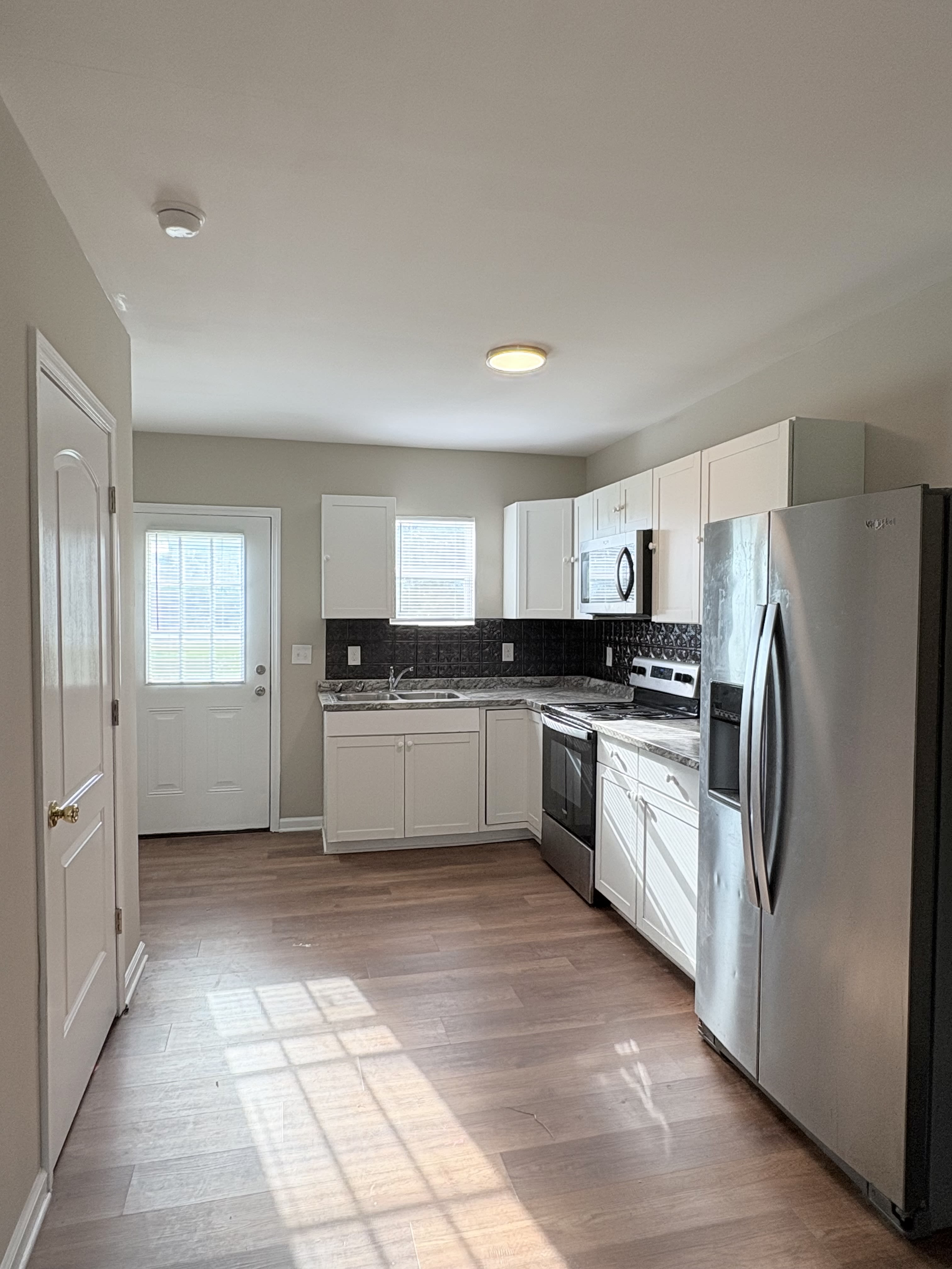 520 Bryant St – photo 5