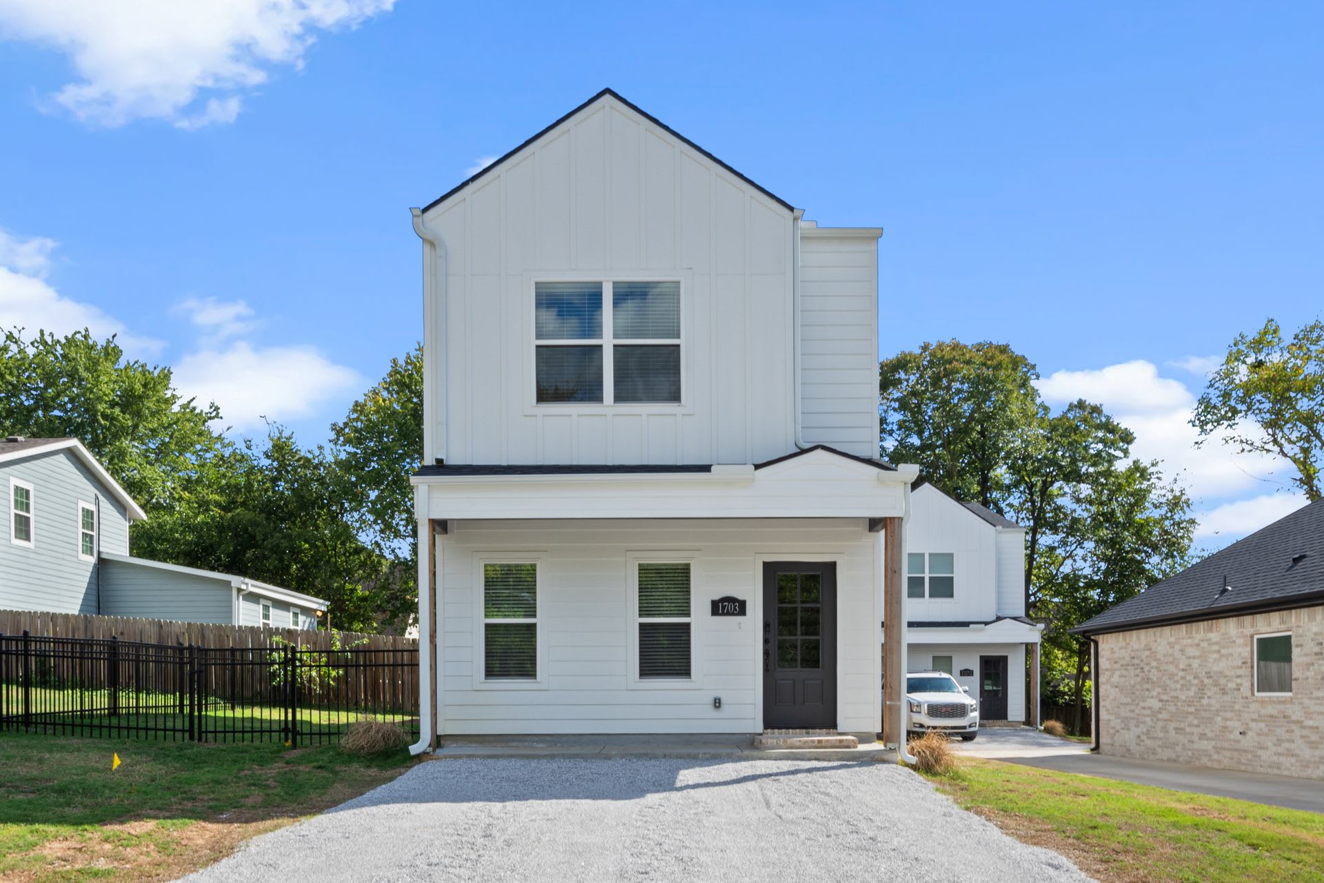 Student Housing Near the University of Arkansas! – photo 4