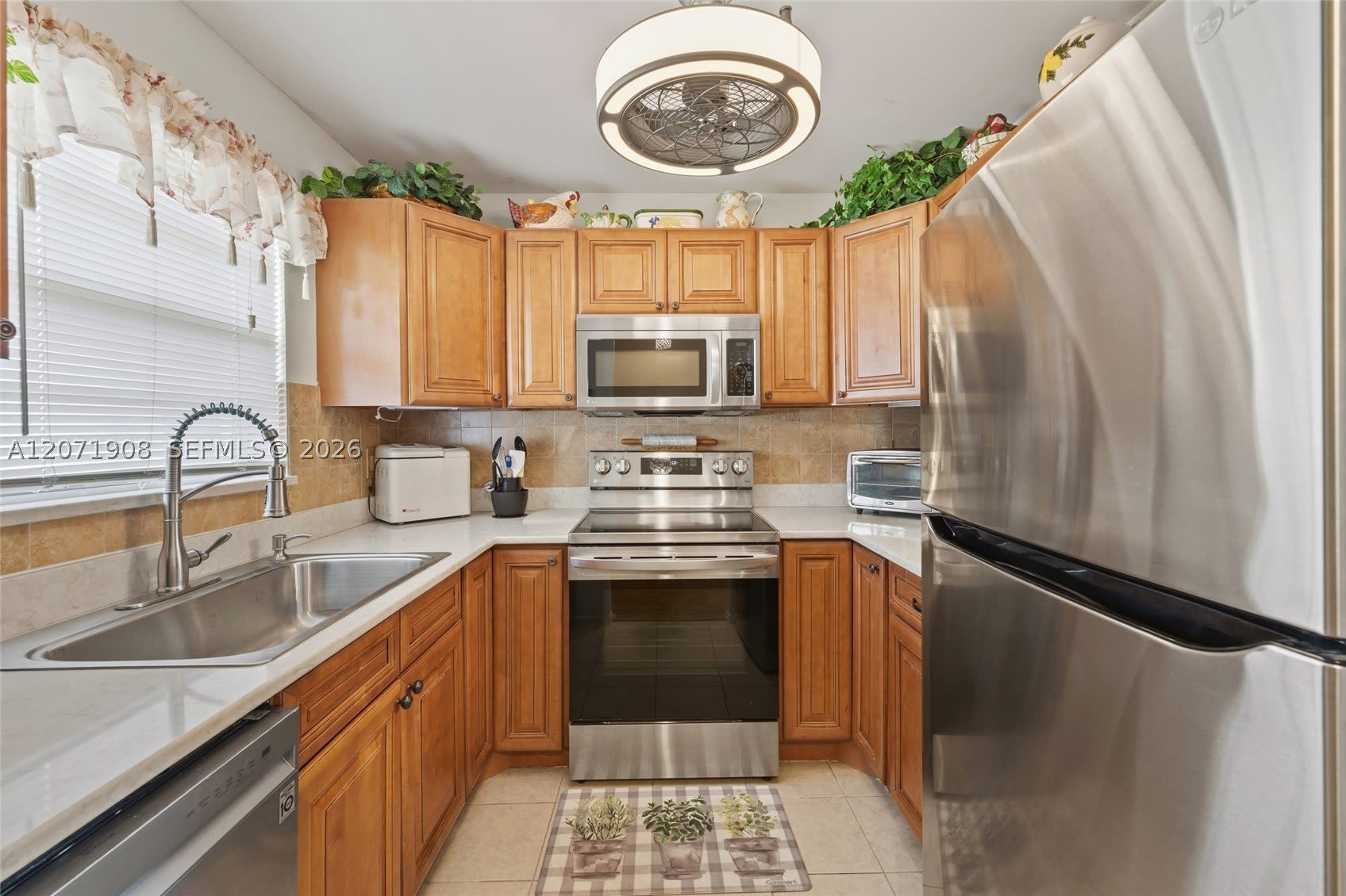 2600 SE Ocean Blvd – photo 5