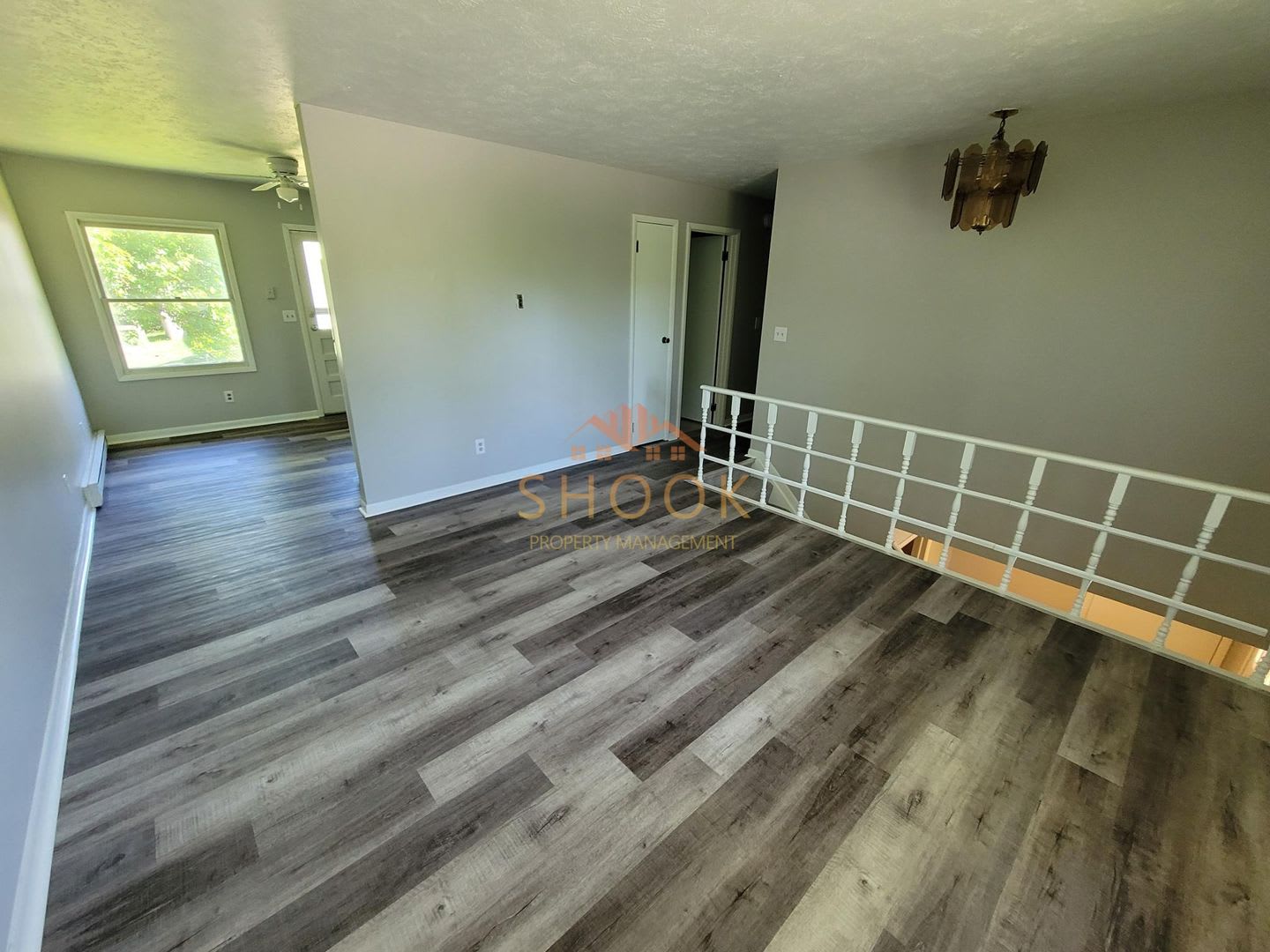 3Br 2Ba Bi Level On Lafayette S South Side – photo 4