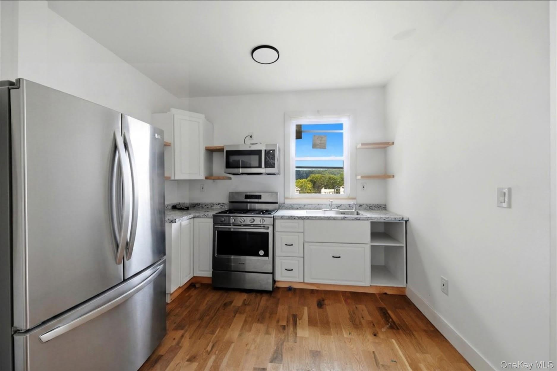 301 Warburton Avenue – photo 2