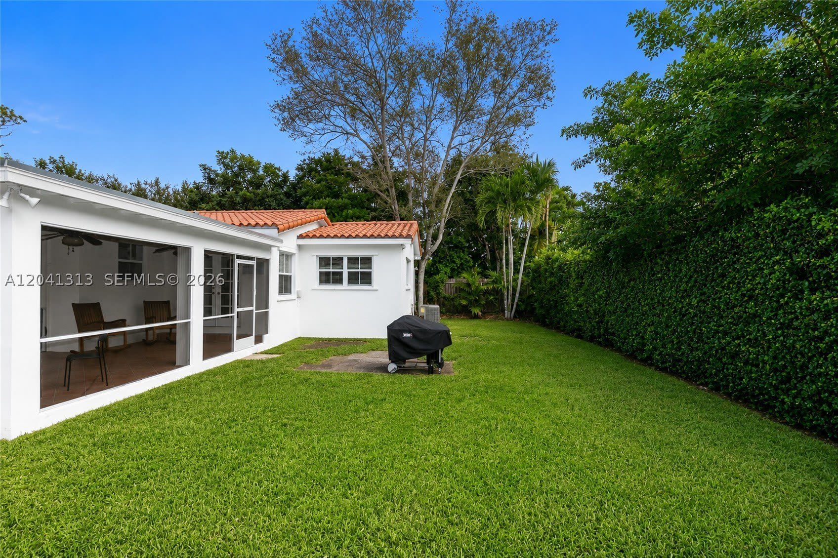 5760 SW 51st St – photo 4