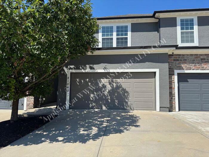 21840 West 123rd Terrace – photo 1