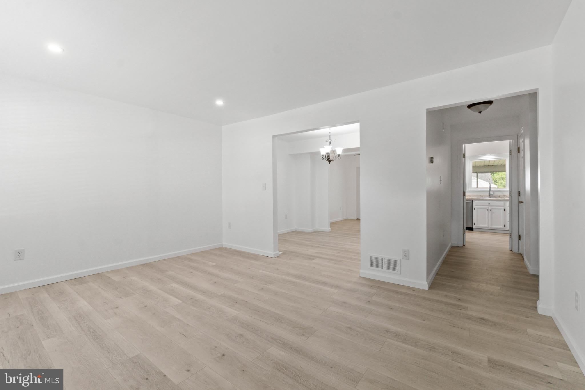 322 HARLAN Square – photo 3