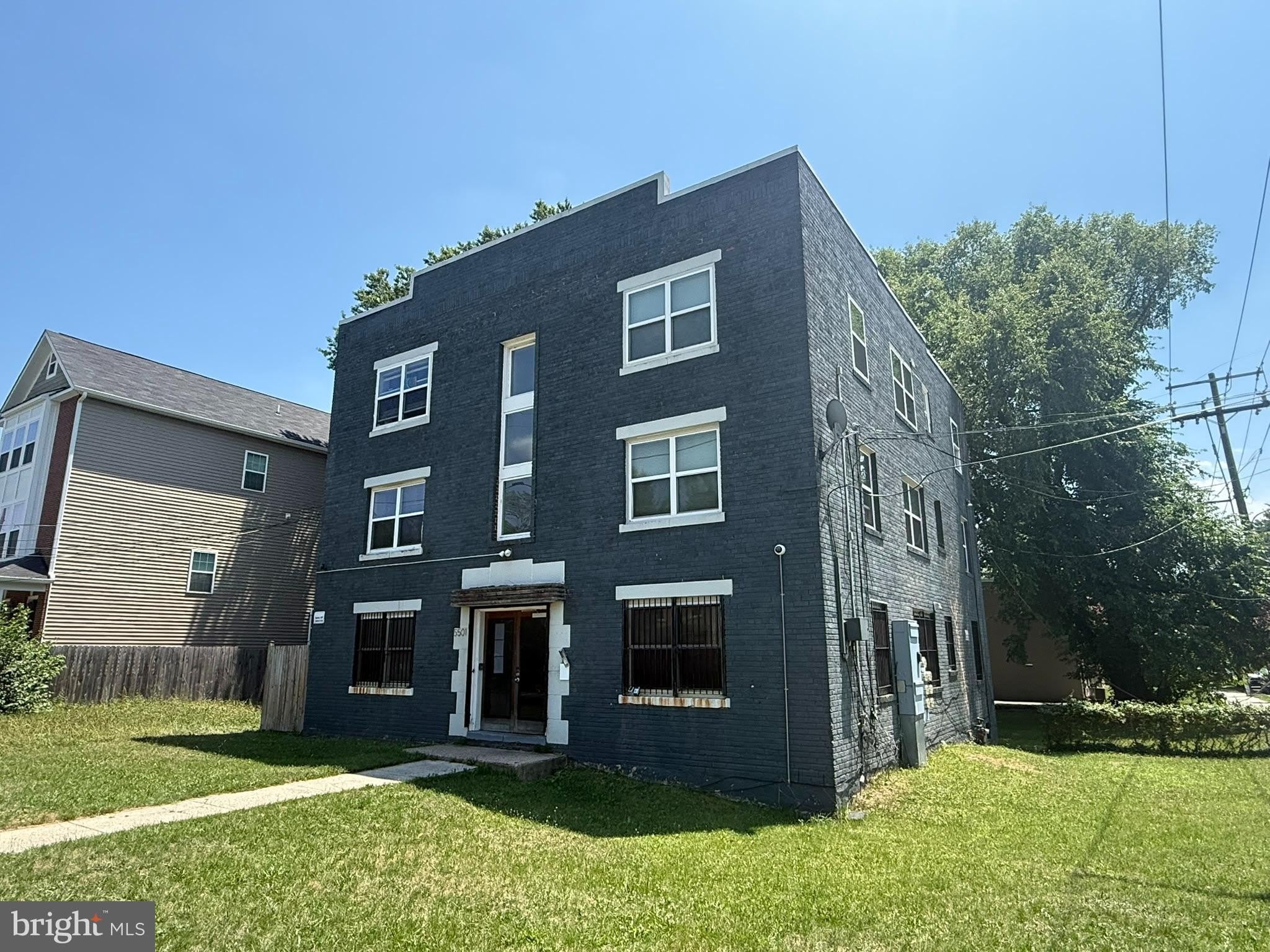 5501 FOOTE ST. NE – photo 2