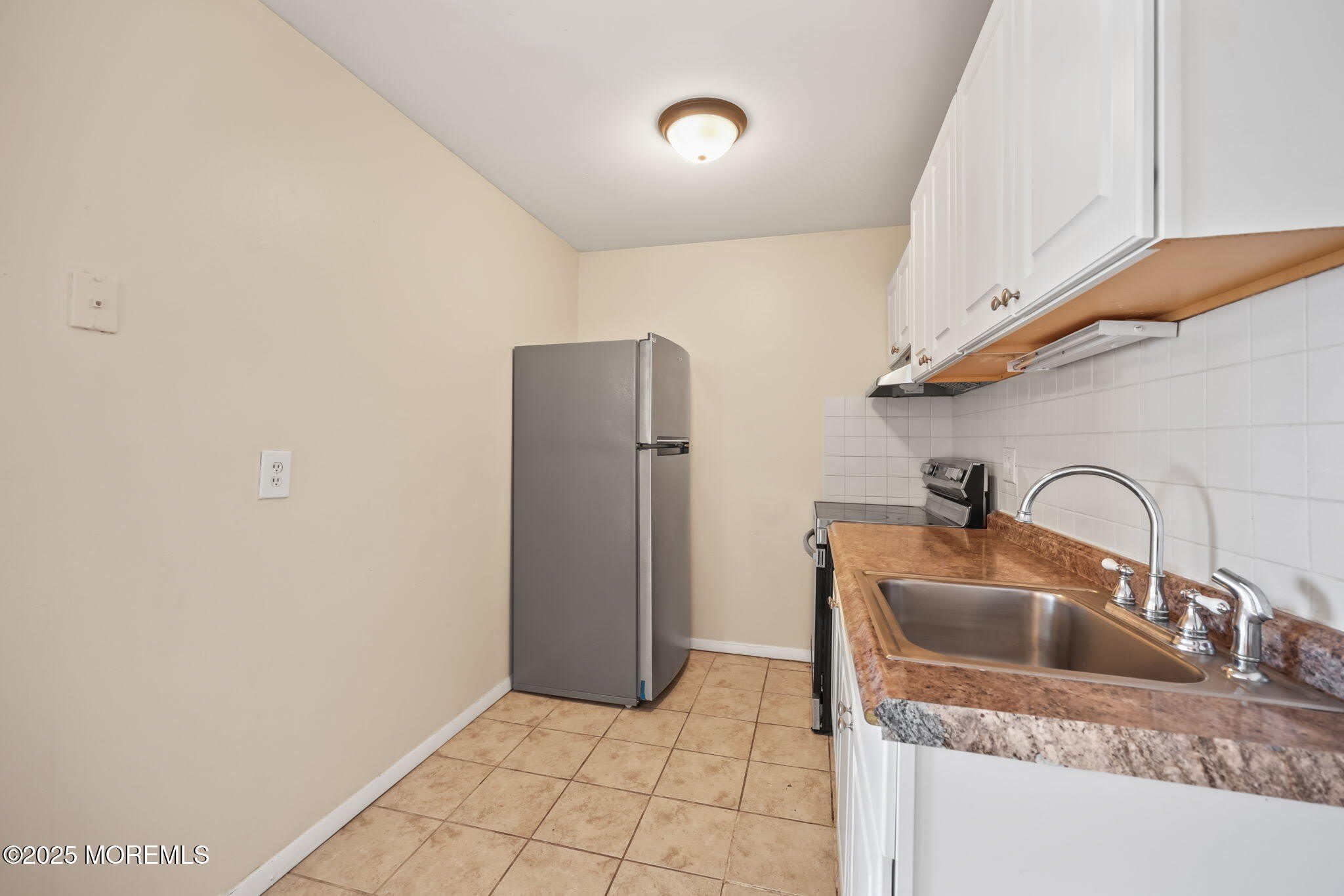 175 Buckelew Avenue – photo 5