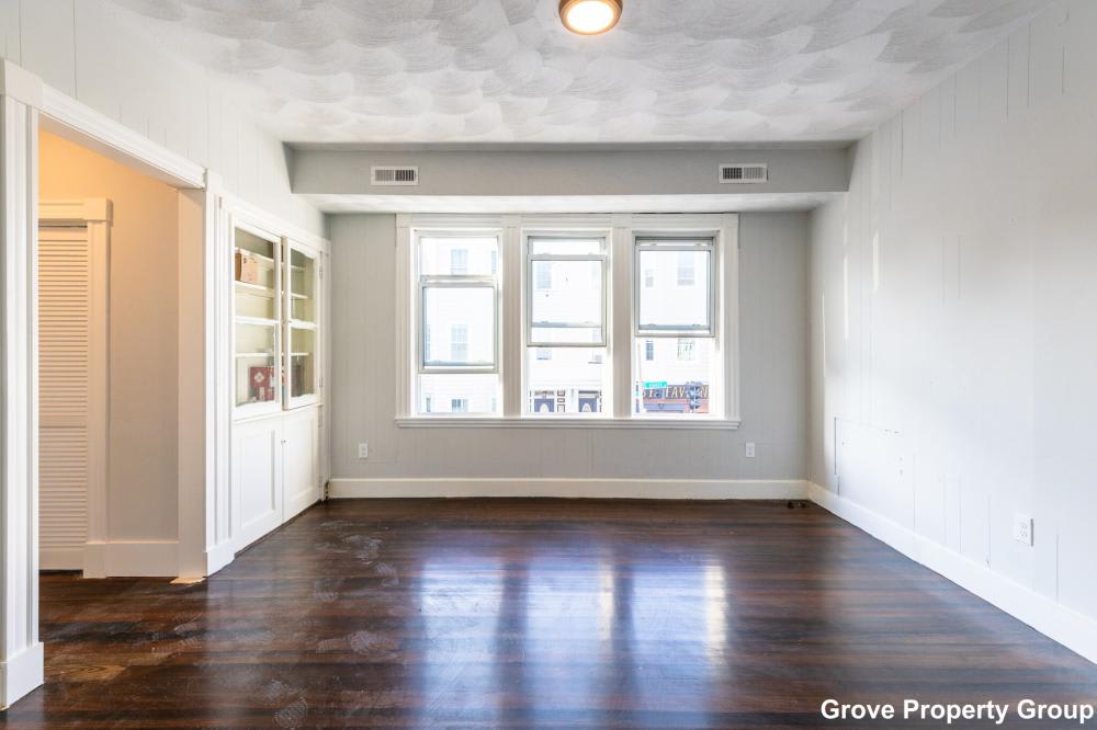 205-207 L street – photo 1