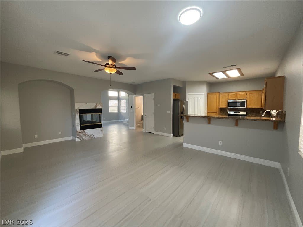 8313 Valleybreeze Avenue – photo 2