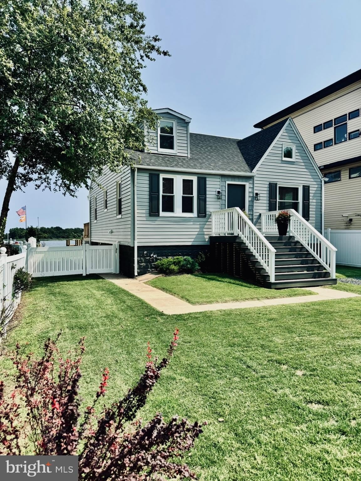9135 CUCKOLD POINT Road – photo 2