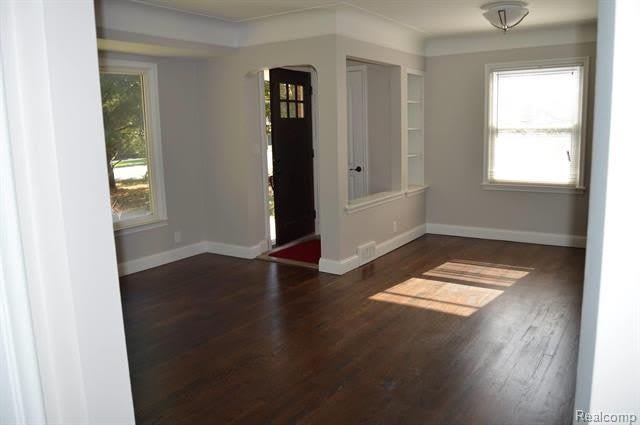 2111 Rochester Road – photo 3