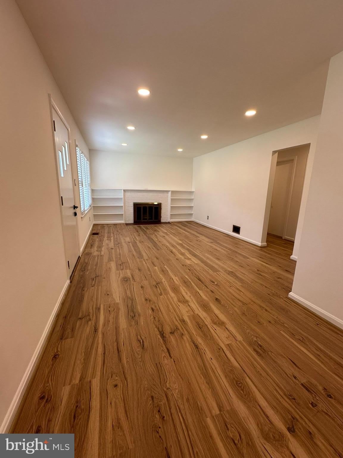 3000 JAMES Street – photo 3