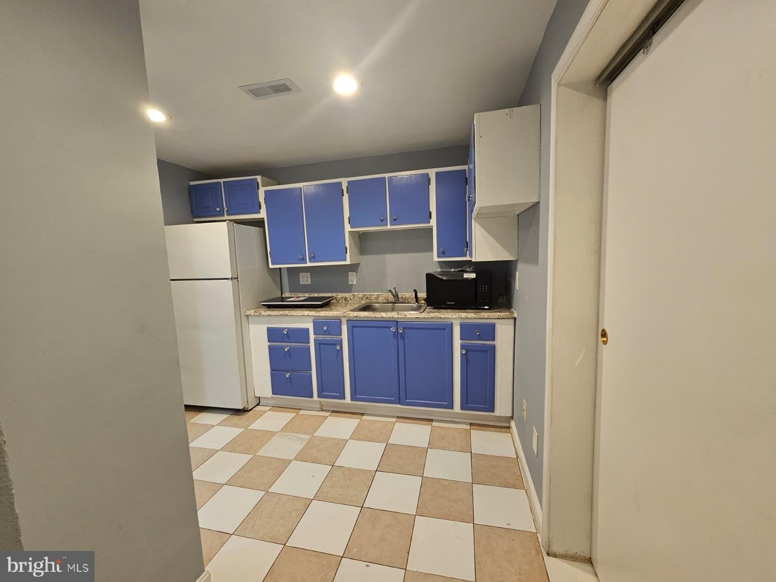 9105 CHESLEY KNOLL Court – photo 3