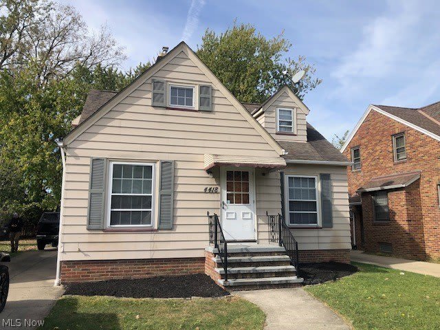 4418 W 176Th Street – photo 1