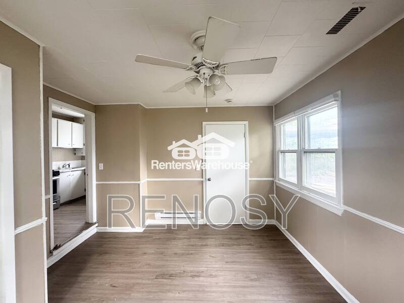 1685 Northwest Drive – photo 2