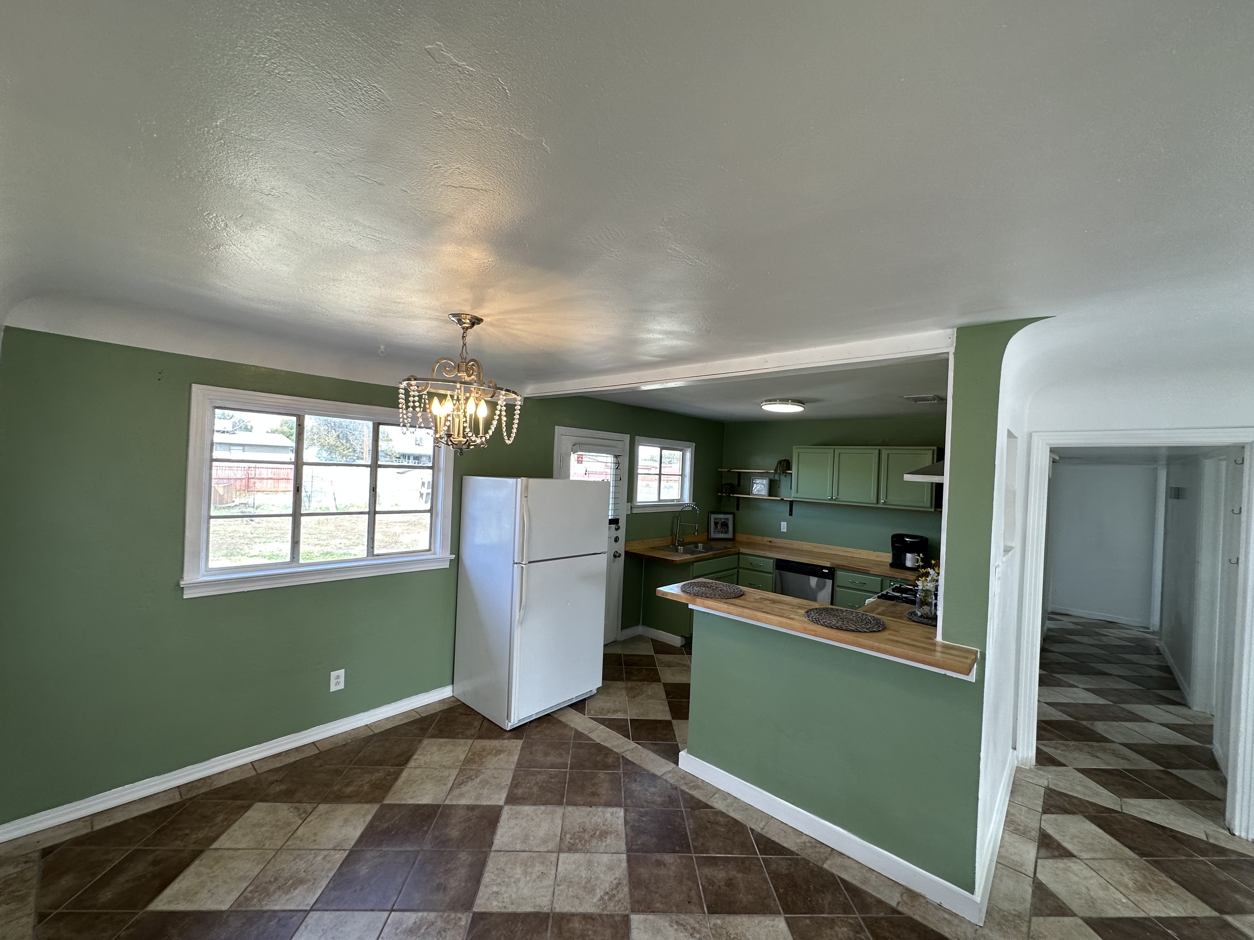 3202 Thomas Ave – photo 5