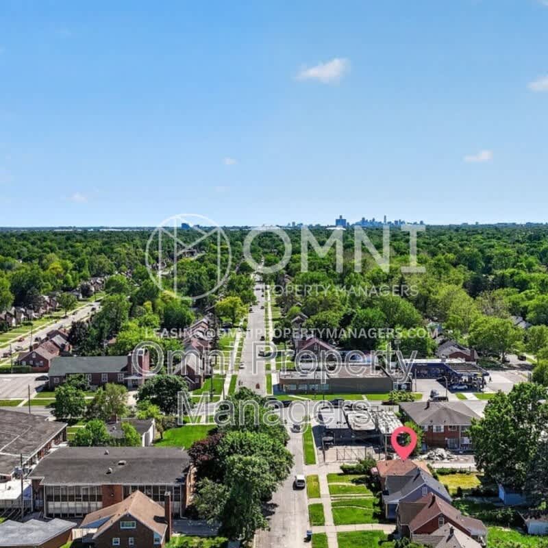 11529 Roxbury St – photo 4