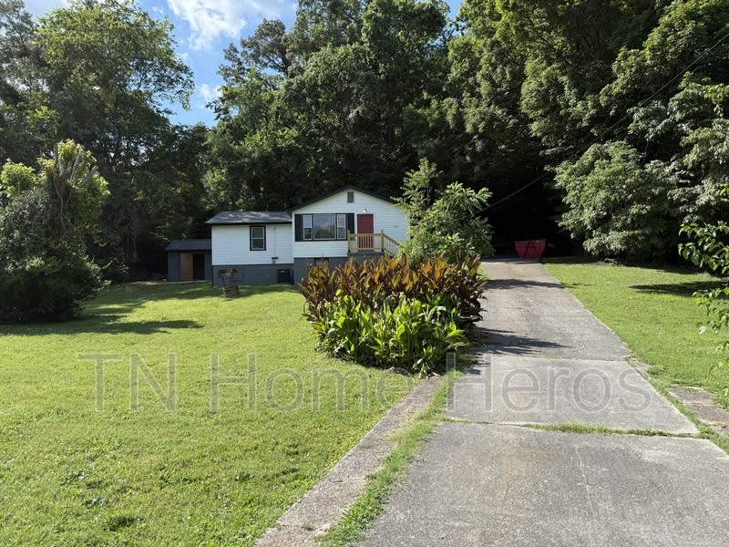 5247 McIntyre Road – photo 2