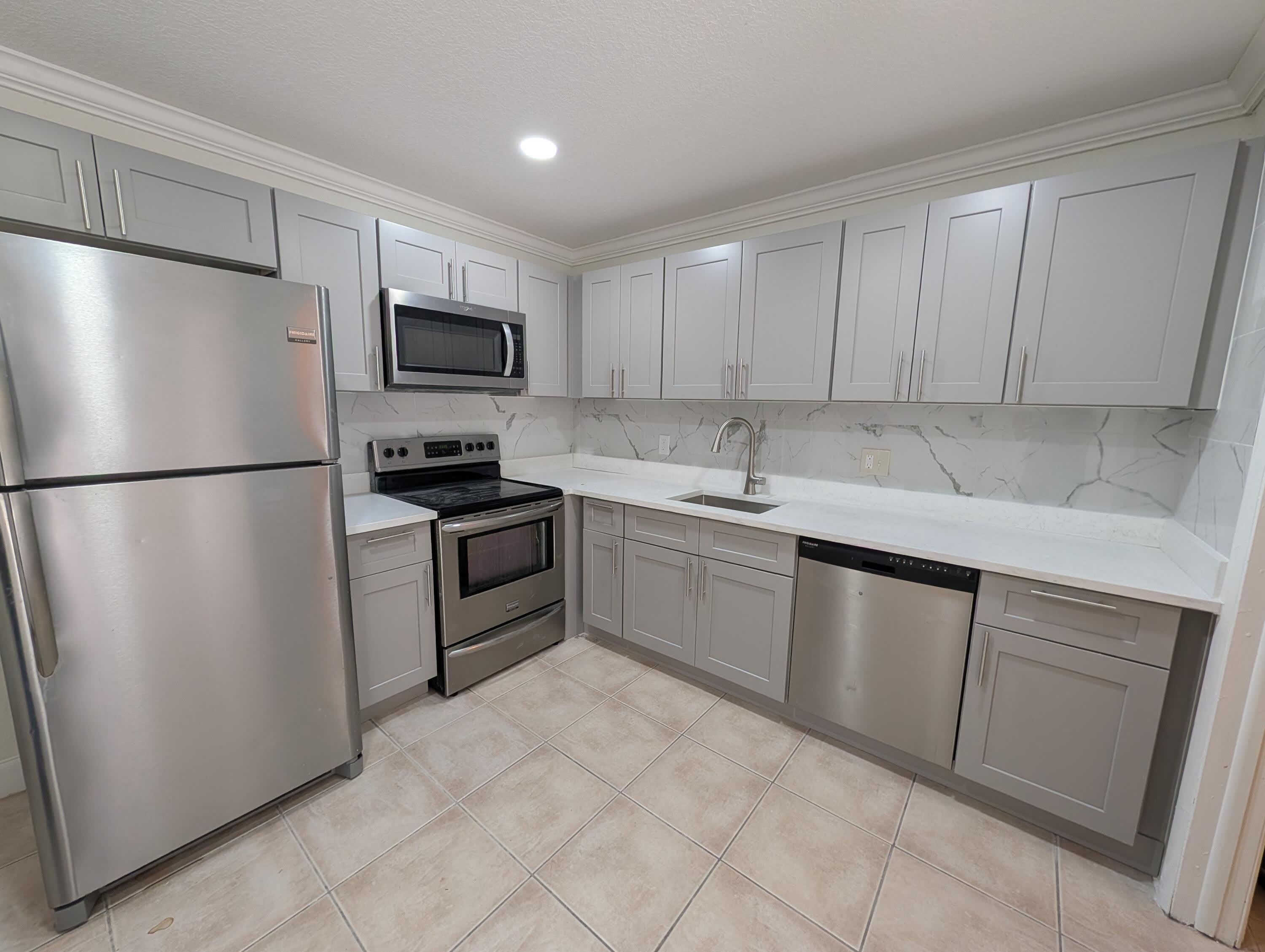 4626 Arthur Street – photo 3