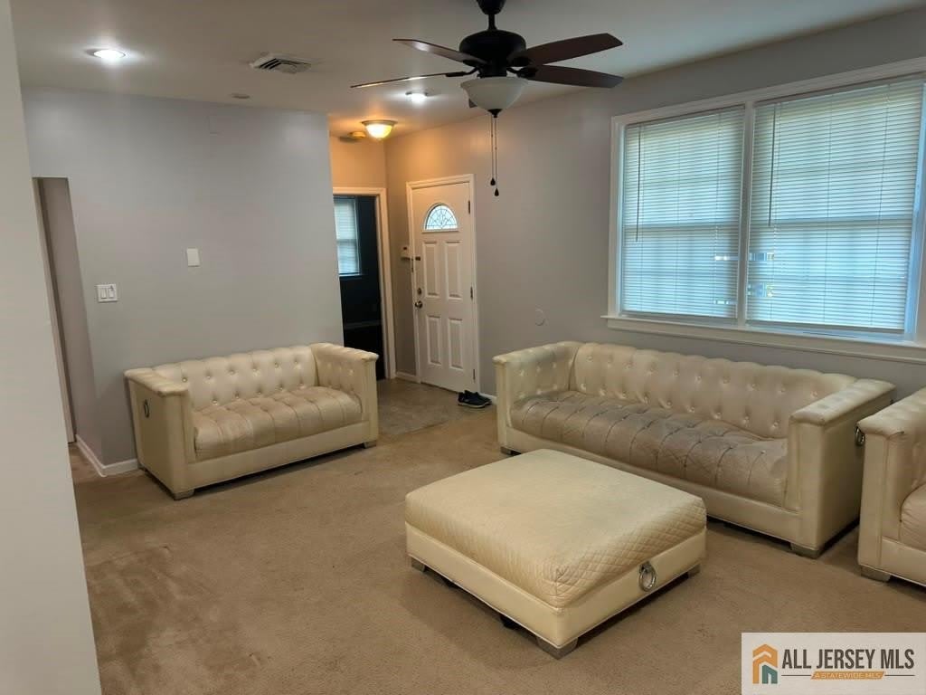 20 Tower Road – photo 3