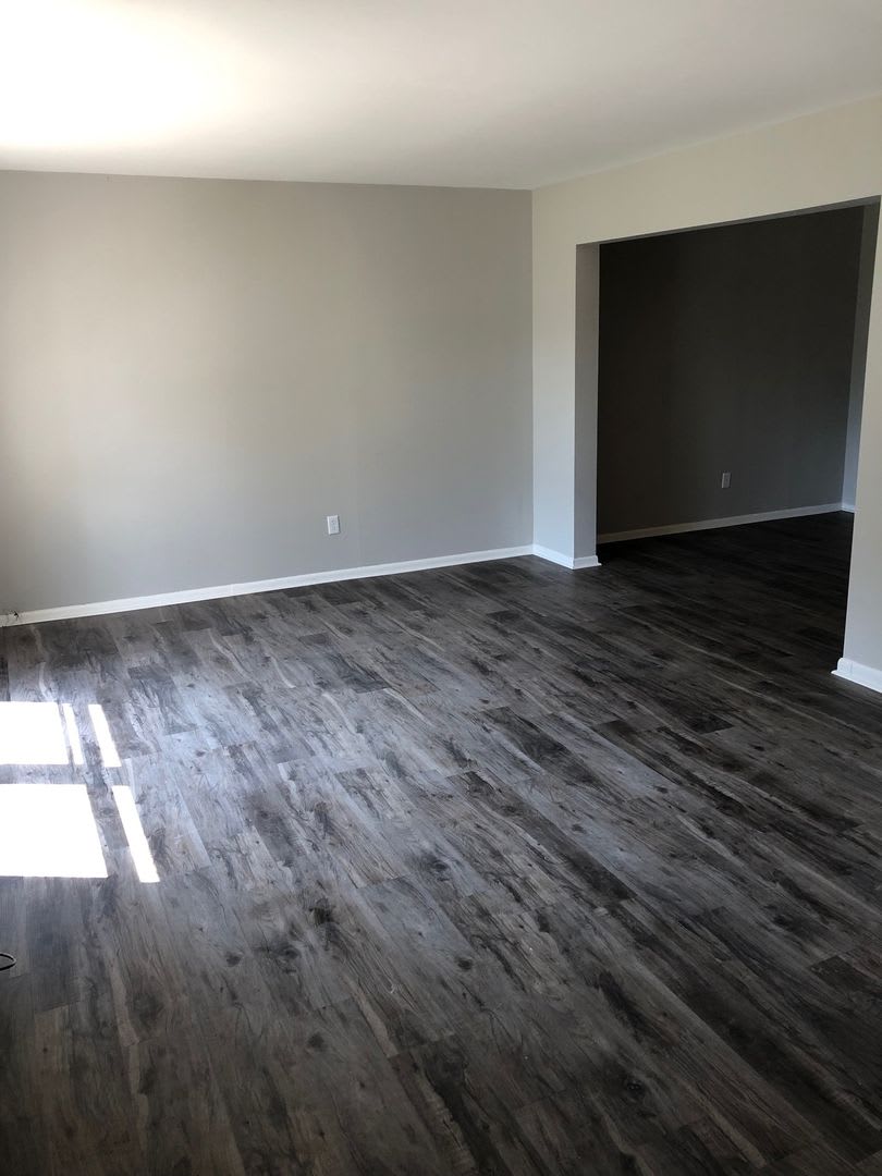 5 Bd 2 5 Ba Home New Renovation – photo 2