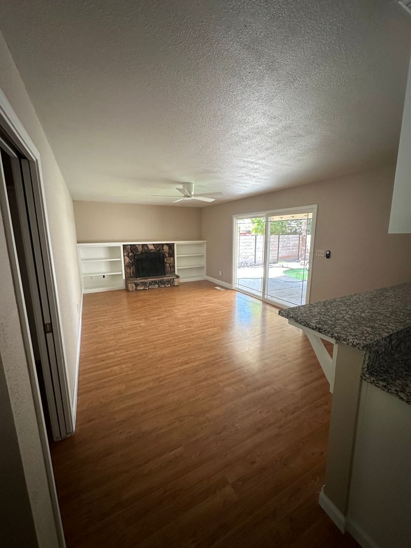 3 Bedroom with Pool! – photo 2