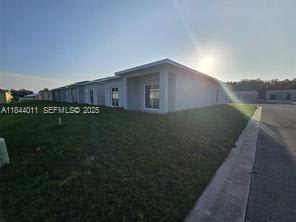1431 Las Villas Boulevard – photo 4