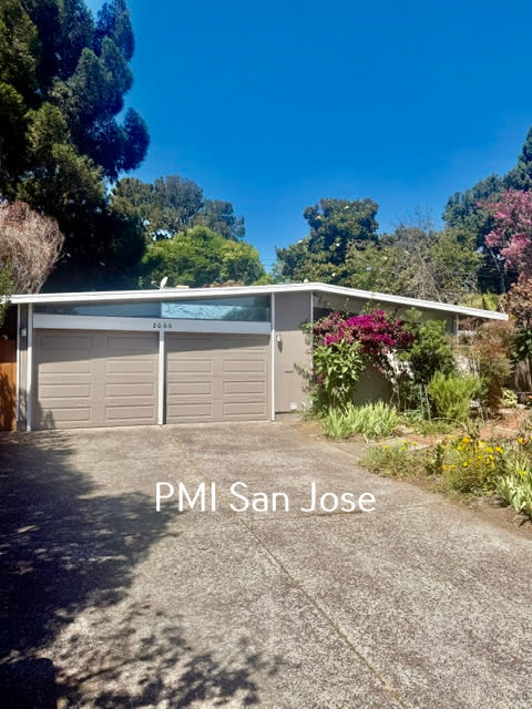2066 Sandalwood Ct – photo 1
