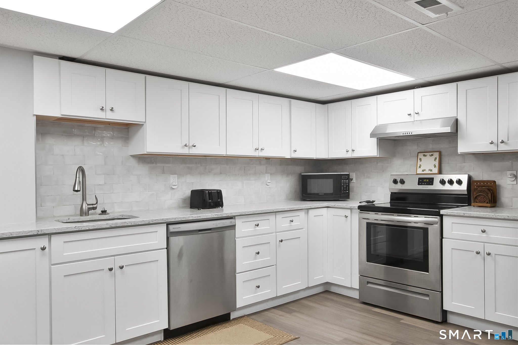 104 East Avenue – photo 5