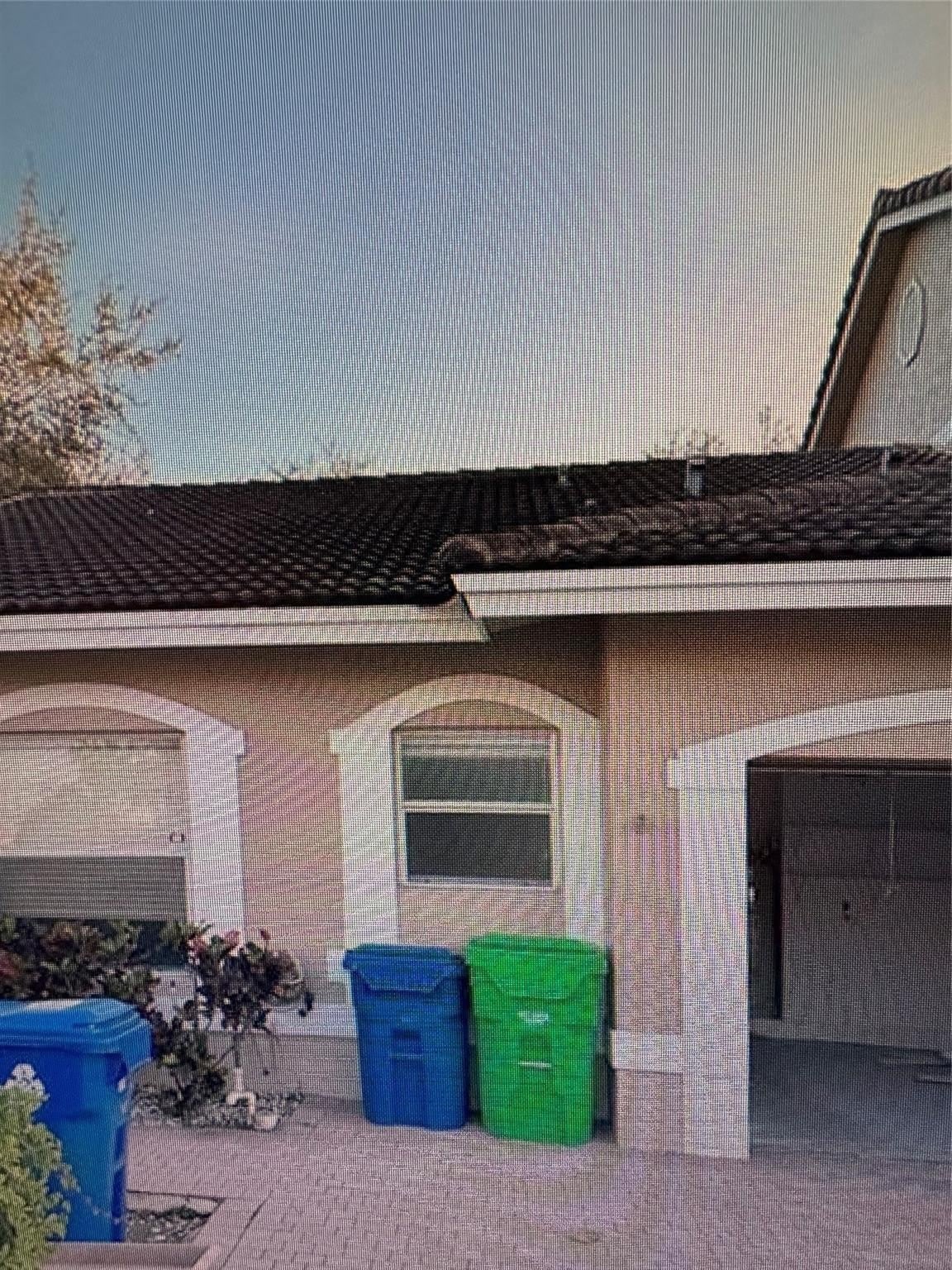8900 NW 54th Street – photo 3