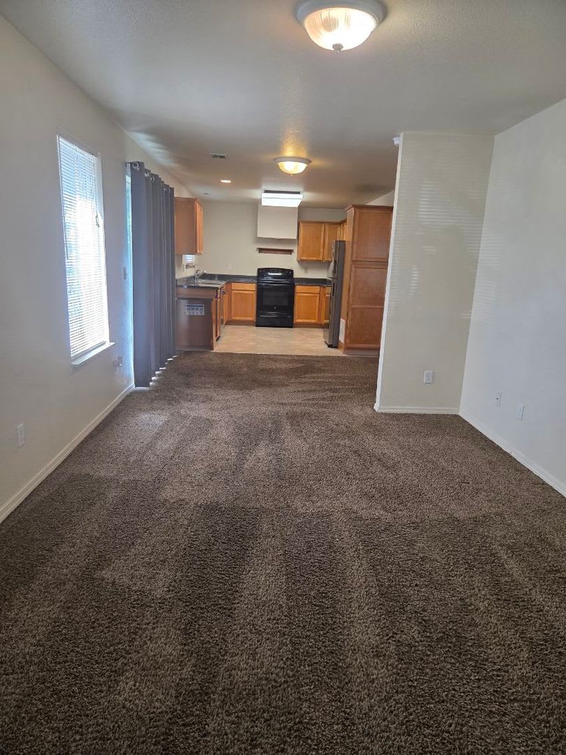 Two bedroom, Two bath Ground Floor Townhouse – photo 5