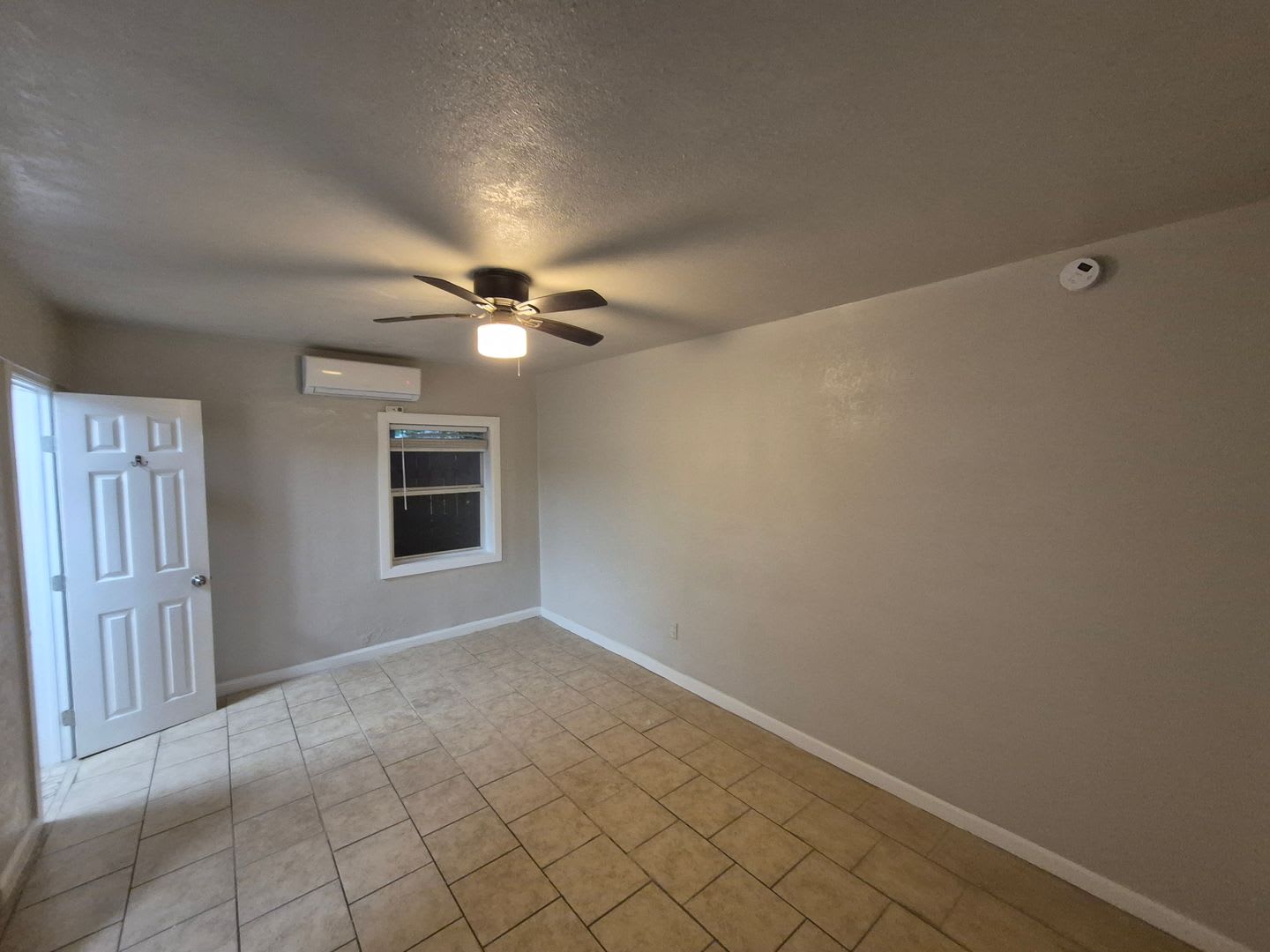 115 Caldwell St. #4, San Antonio, TX. 78223 – photo 5