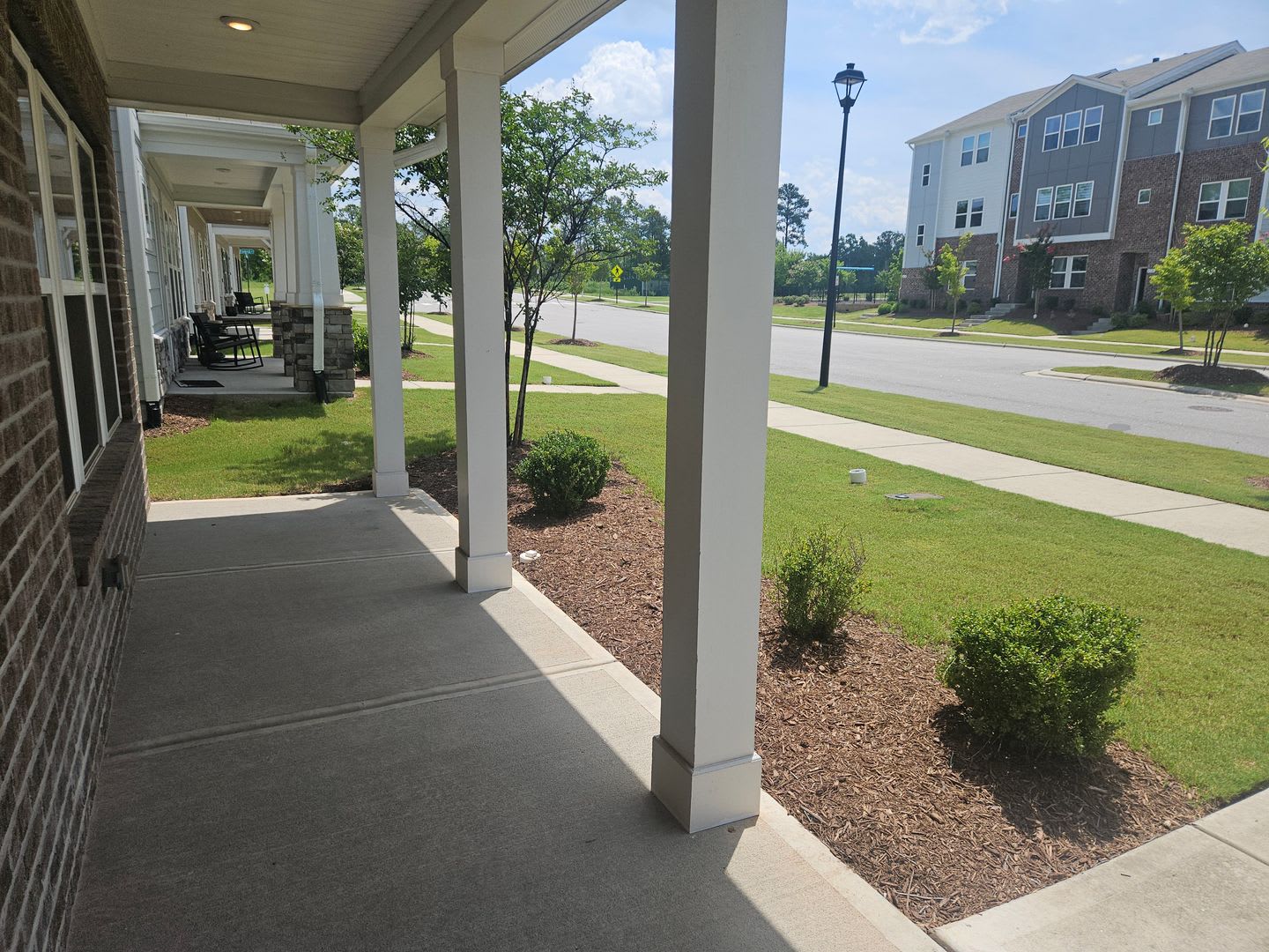 Gorgeous 3Br 2.5Ba Home in Cary! Available Now! – photo 5