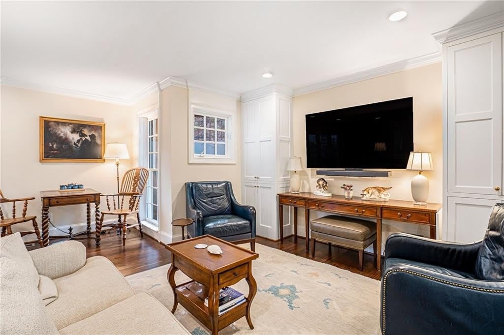 575 Peachtree Battle Avenue NW – photo 4