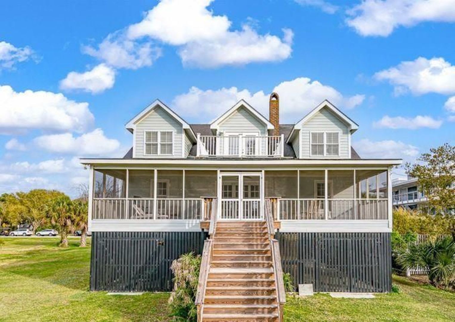 Sullivan's Island Charmer-Fully Furnished – photo 2