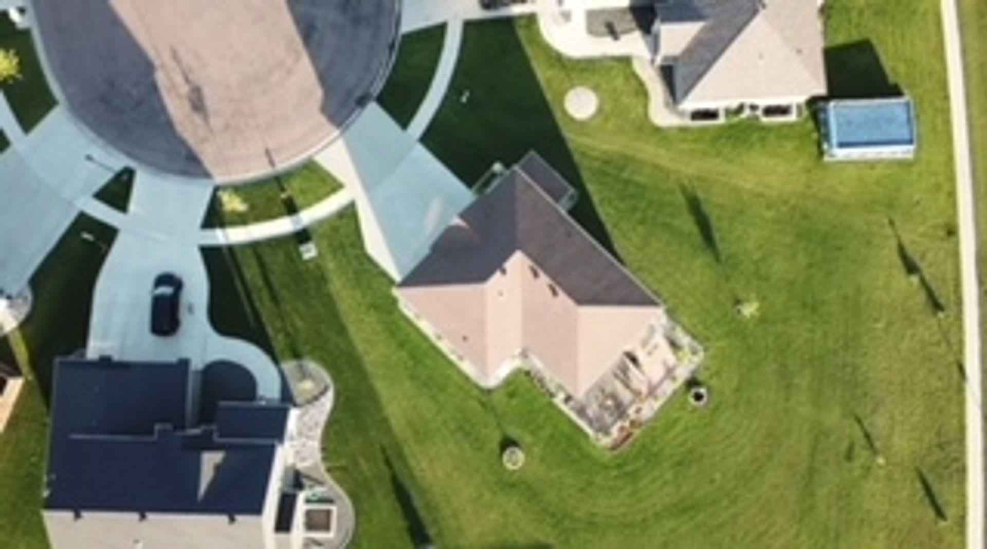 4 Bedroom Home In Valley View Estates – photo 2