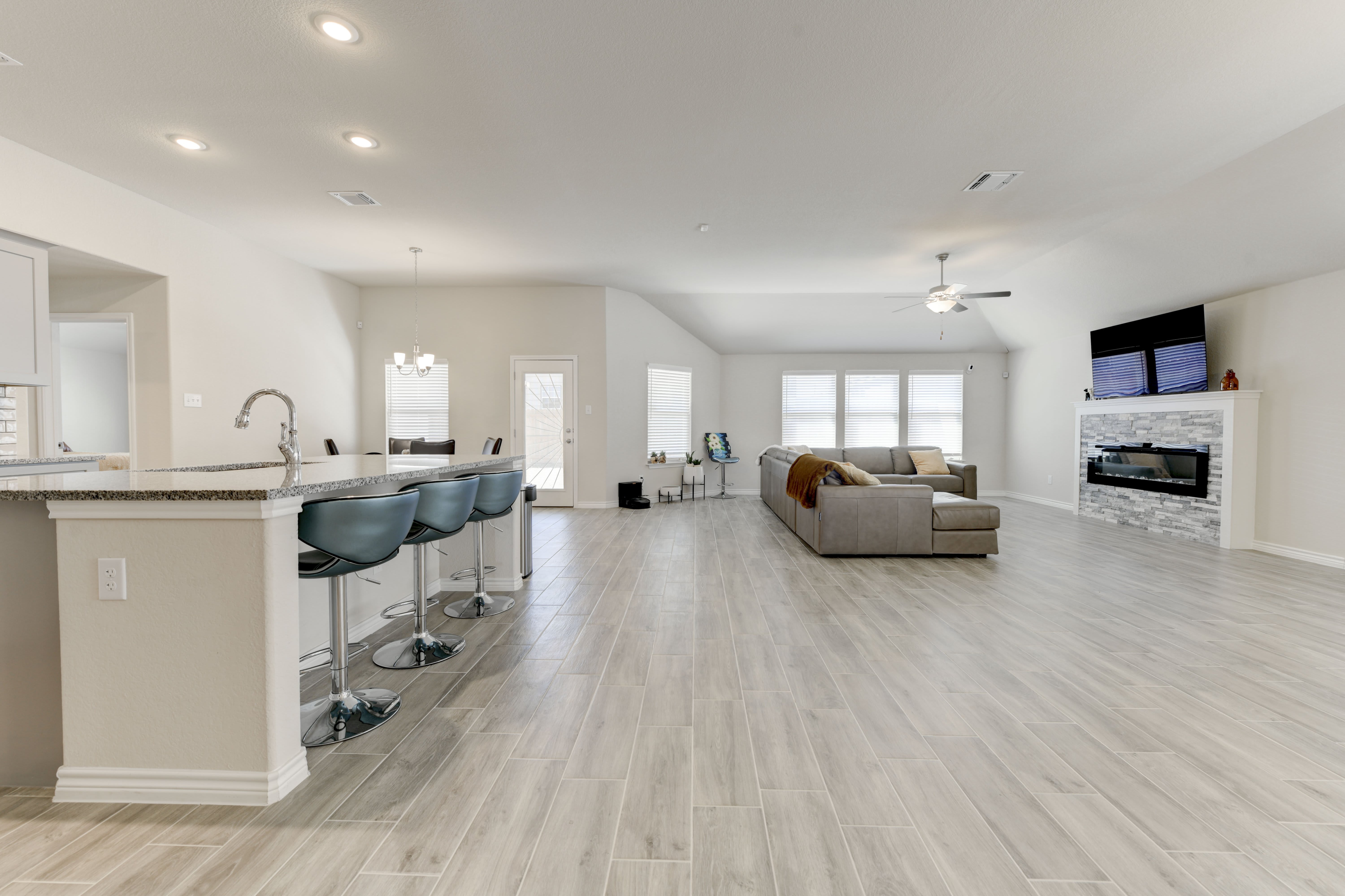 6302 Cordillera Drive – photo 3