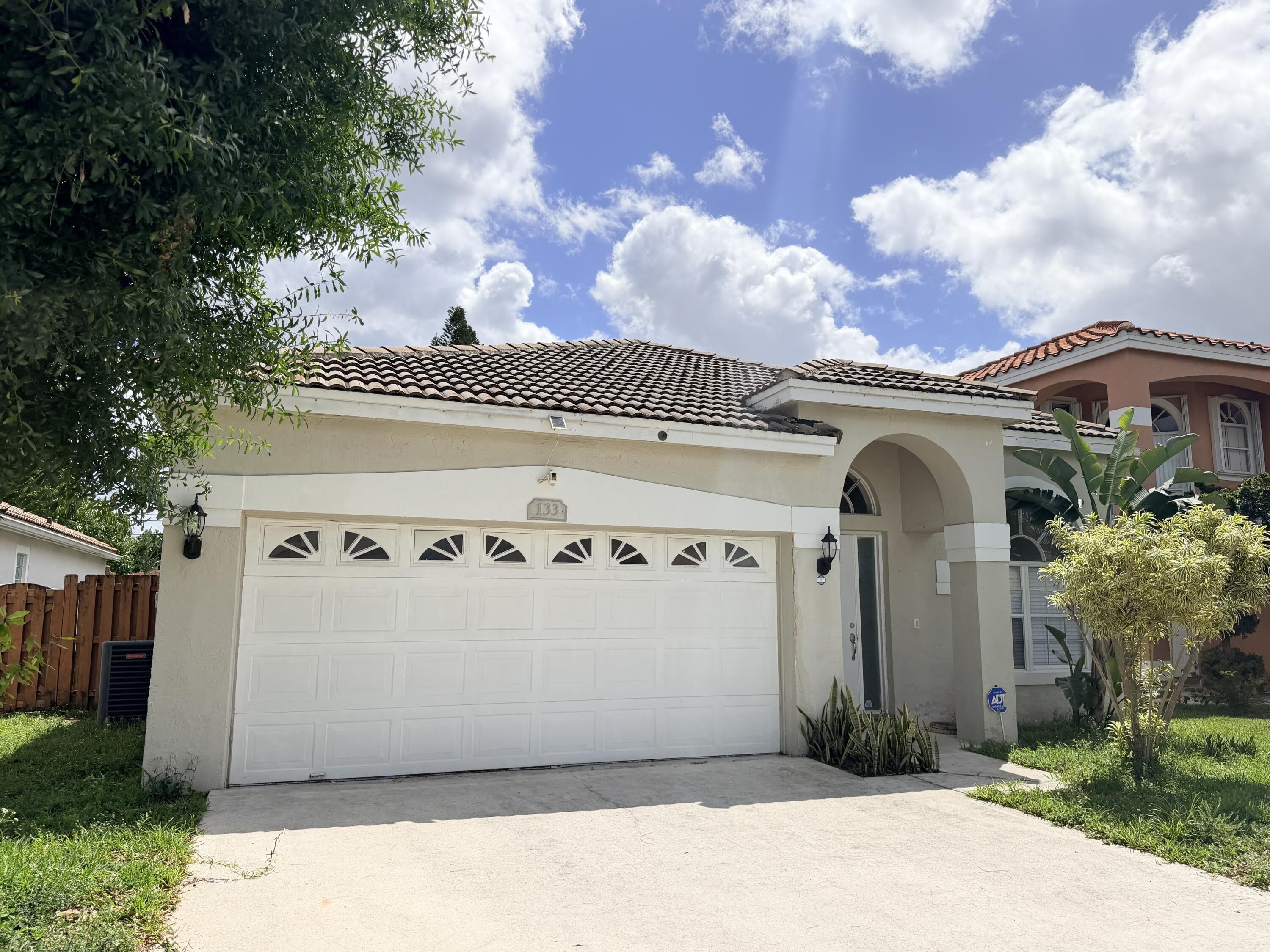 133 Woodlake Circle – photo 1