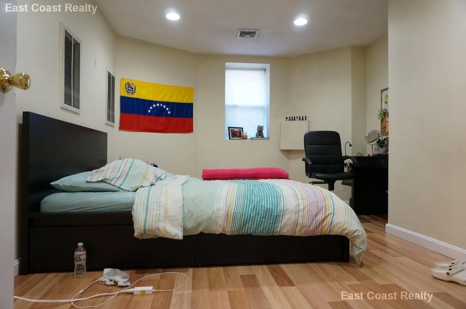 3 Bed 2 Bath Duplex – photo 4