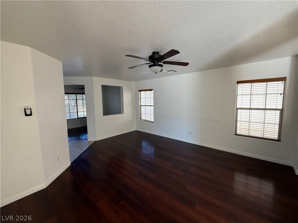 4927 Volcanic Rock Lane – photo 3