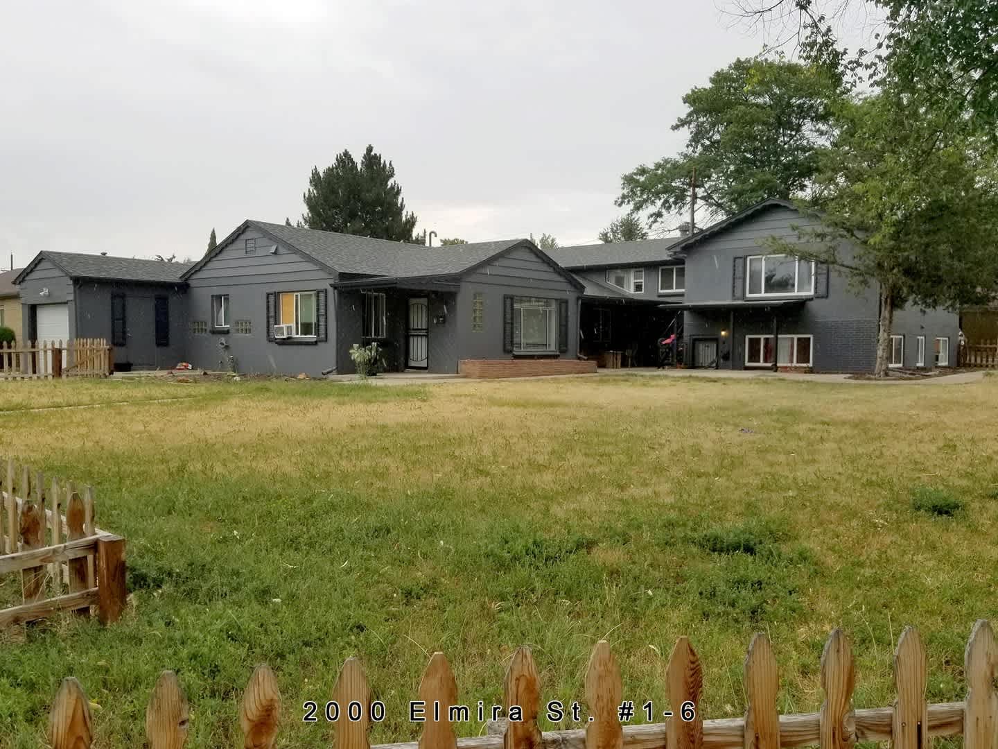 * Great location off Montview and Elmira, close to shopping, parks and restaurants – photo 3
