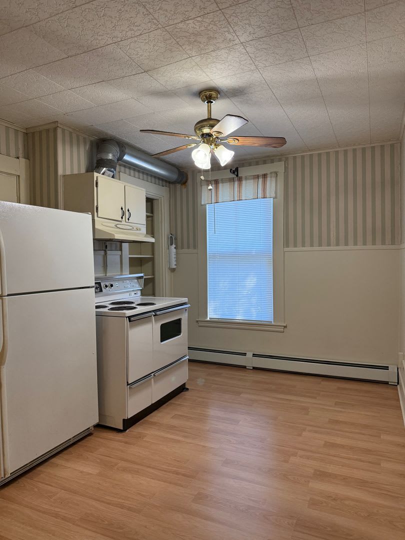 66 Stroudwater St. – photo 3