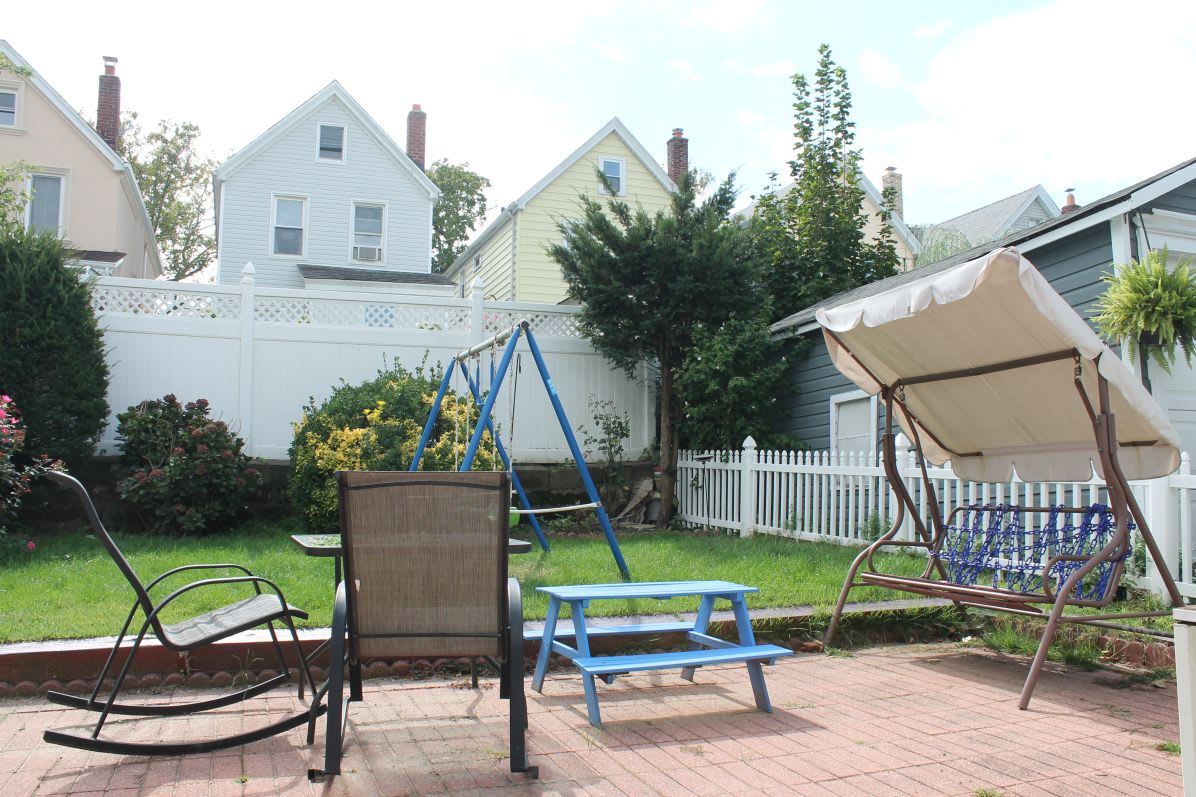 69-54 Loubet St – photo 1