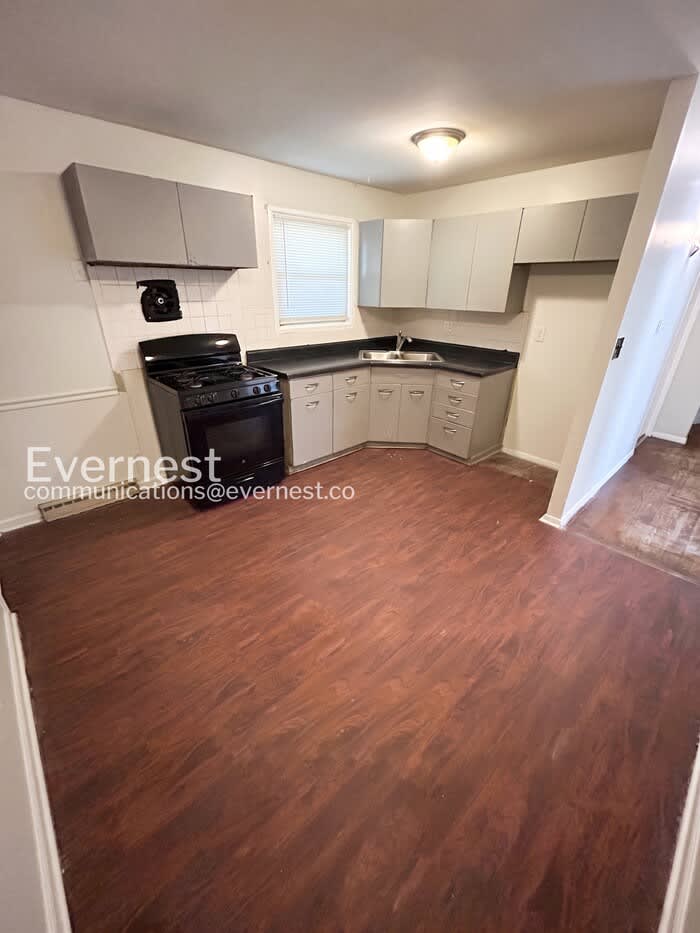 1359 Cove Lane – photo 3