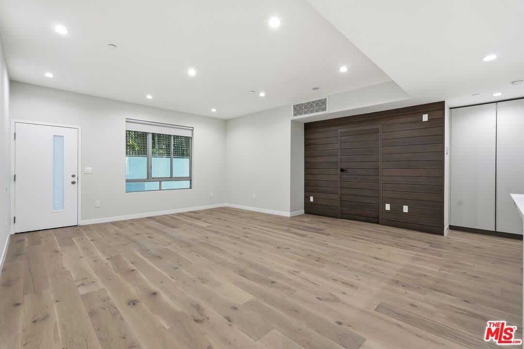 1006 Hancock Ave – photo 4