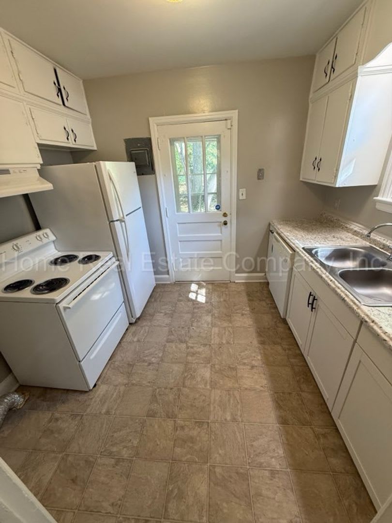 1442 Revere Road – photo 4