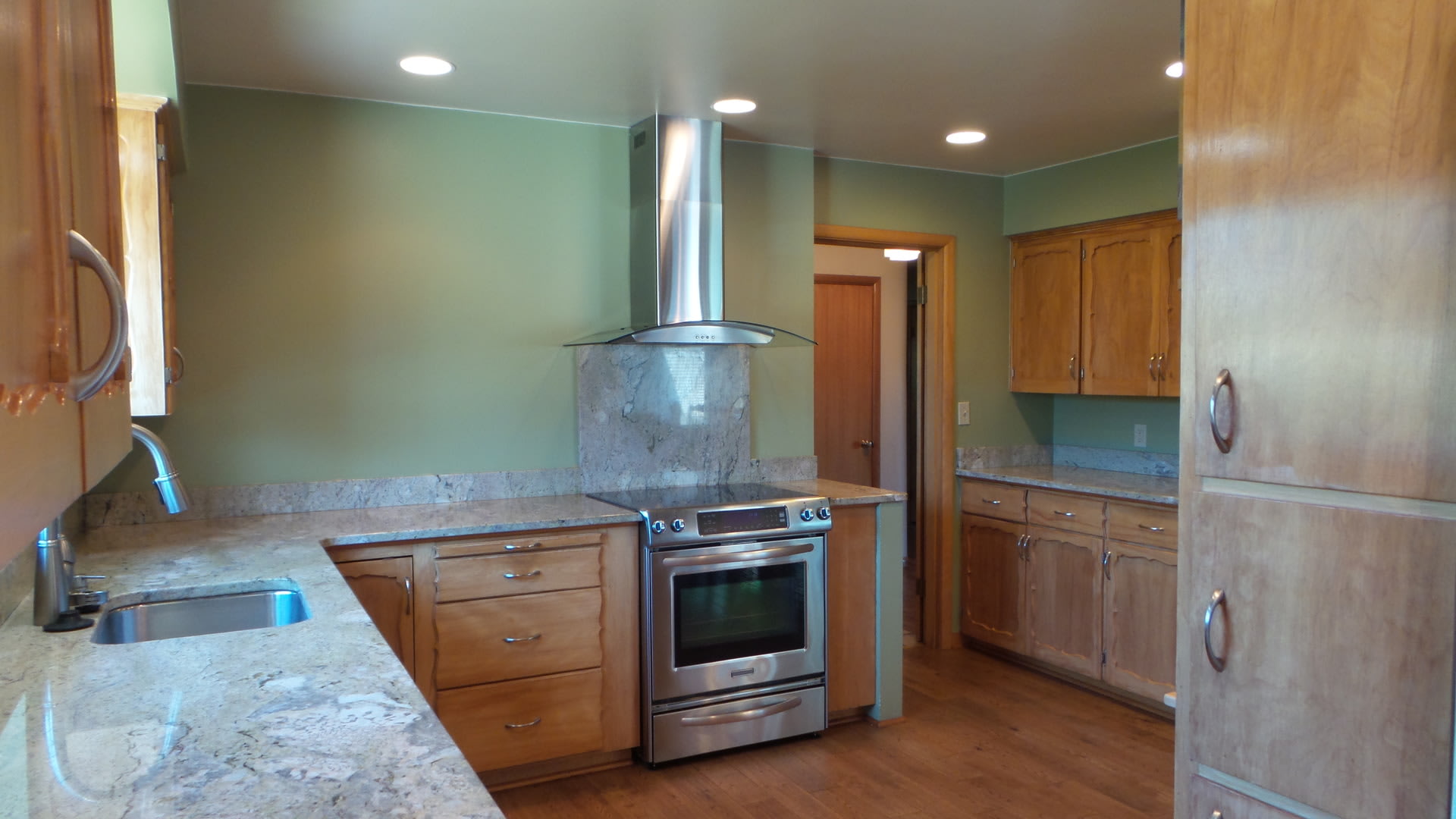 Furnished 4BR Home for Rent in Hood River – photo 5